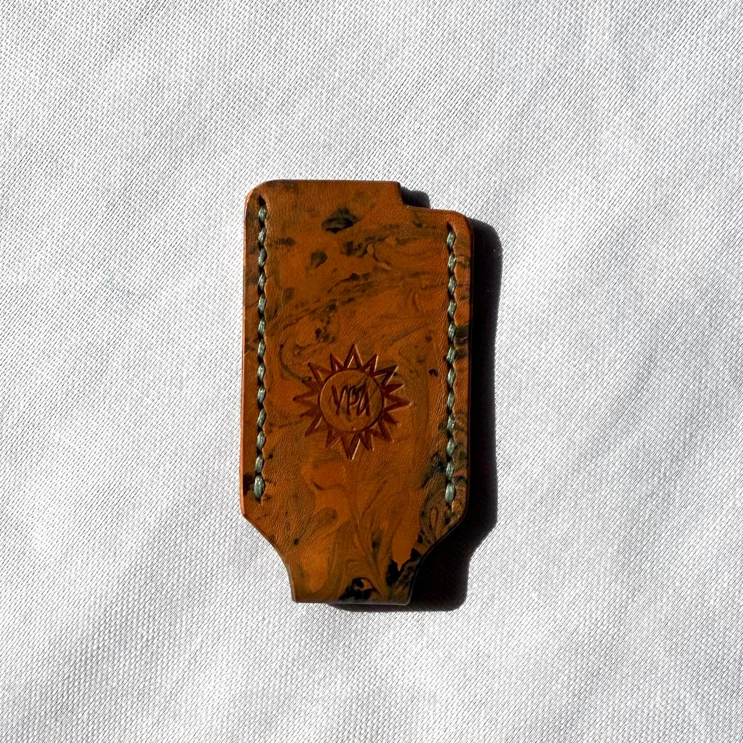 Uraradionica Leather Lighter Cover | Ironstone / Kamen