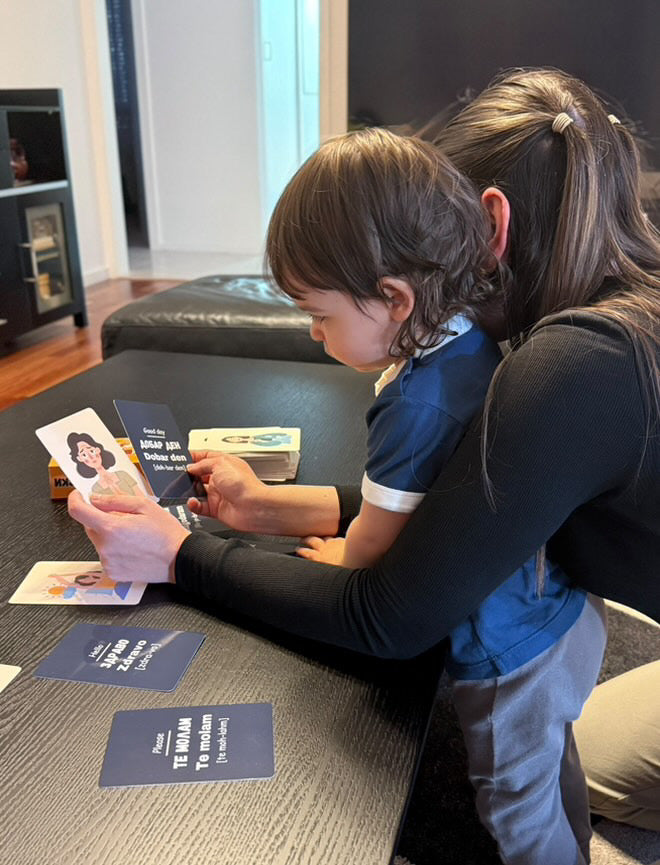 100 First Words in Macedonian™ - Beginner Set Flashcards