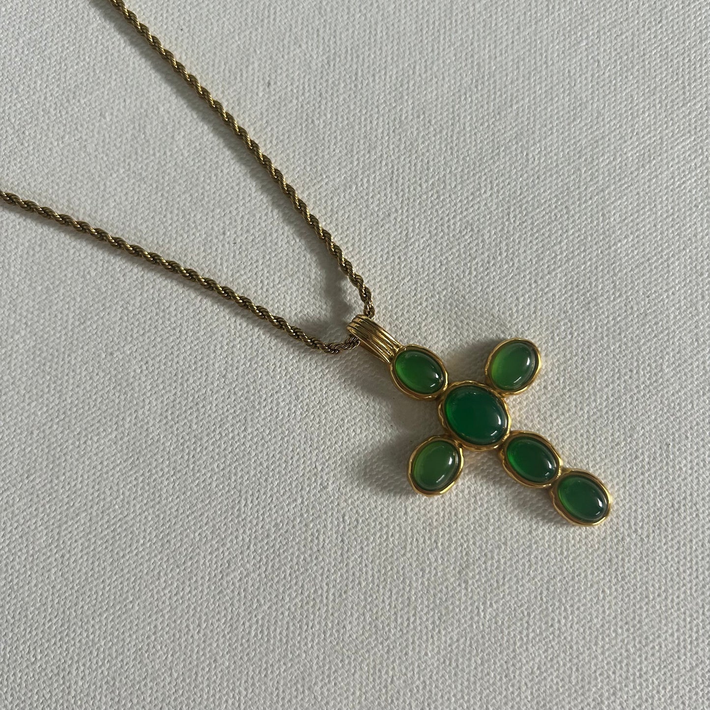 Marija Cross Necklace | Waterproof