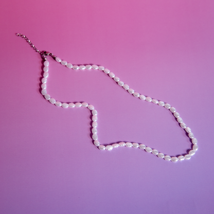 Lara Pearl Necklace