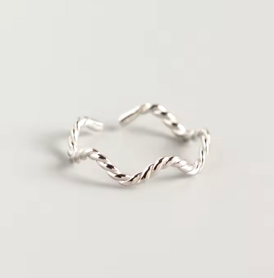 Shana | Sterling Silver Wavy Ring